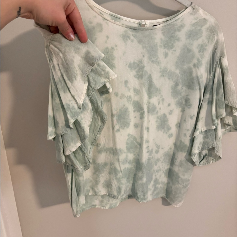 Style Envy Mint Green Tie-Dye Ruffle Sleeve Top